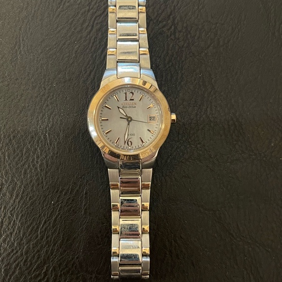 Citizen Eco-Drive Womens Watch 14kt gold - Picture 2 of 3